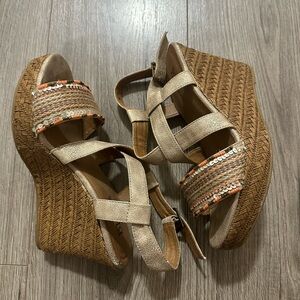 BKE Tan and Brown Wedge Sandals